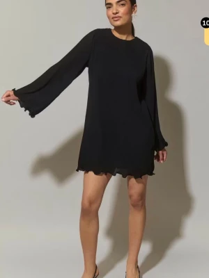 Söker - Söker denna klänningen från gina i storlek 36 eller 38 snälla skriv om ni har💓💓