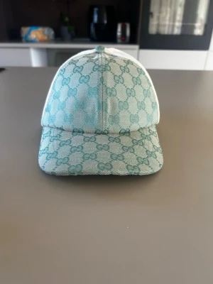 Grön GG keps - Somrig gg keps, 2026 modellen. skriv vid frågor 