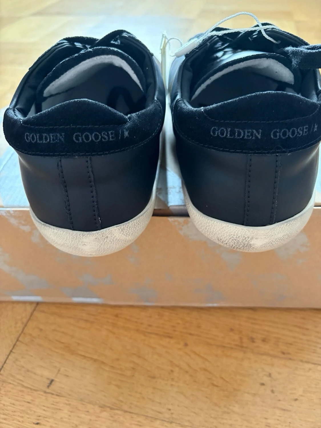 Golden goose sneaker - 3