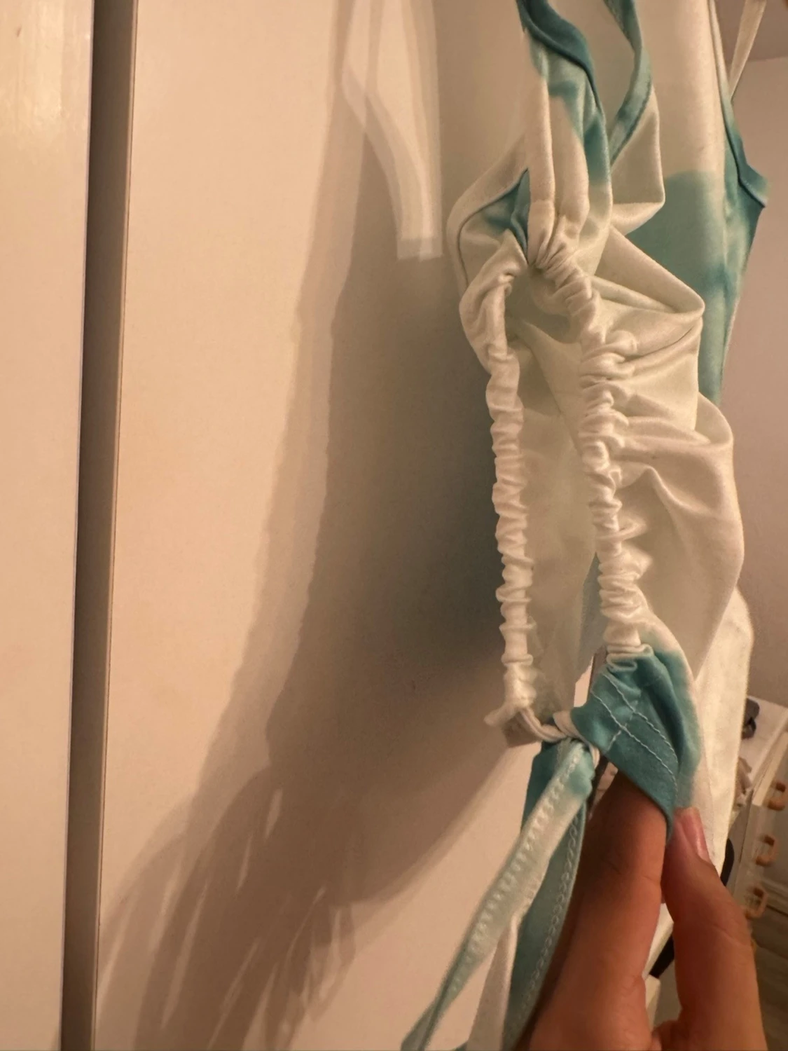 Vit och turkos linnetopp med knyt med matchade kjol - 1