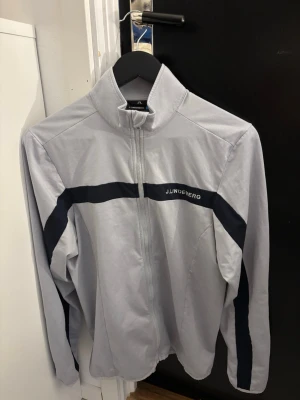 Ljusgrå golftröja J.Lindeberg - Golftröja J.lindeberg