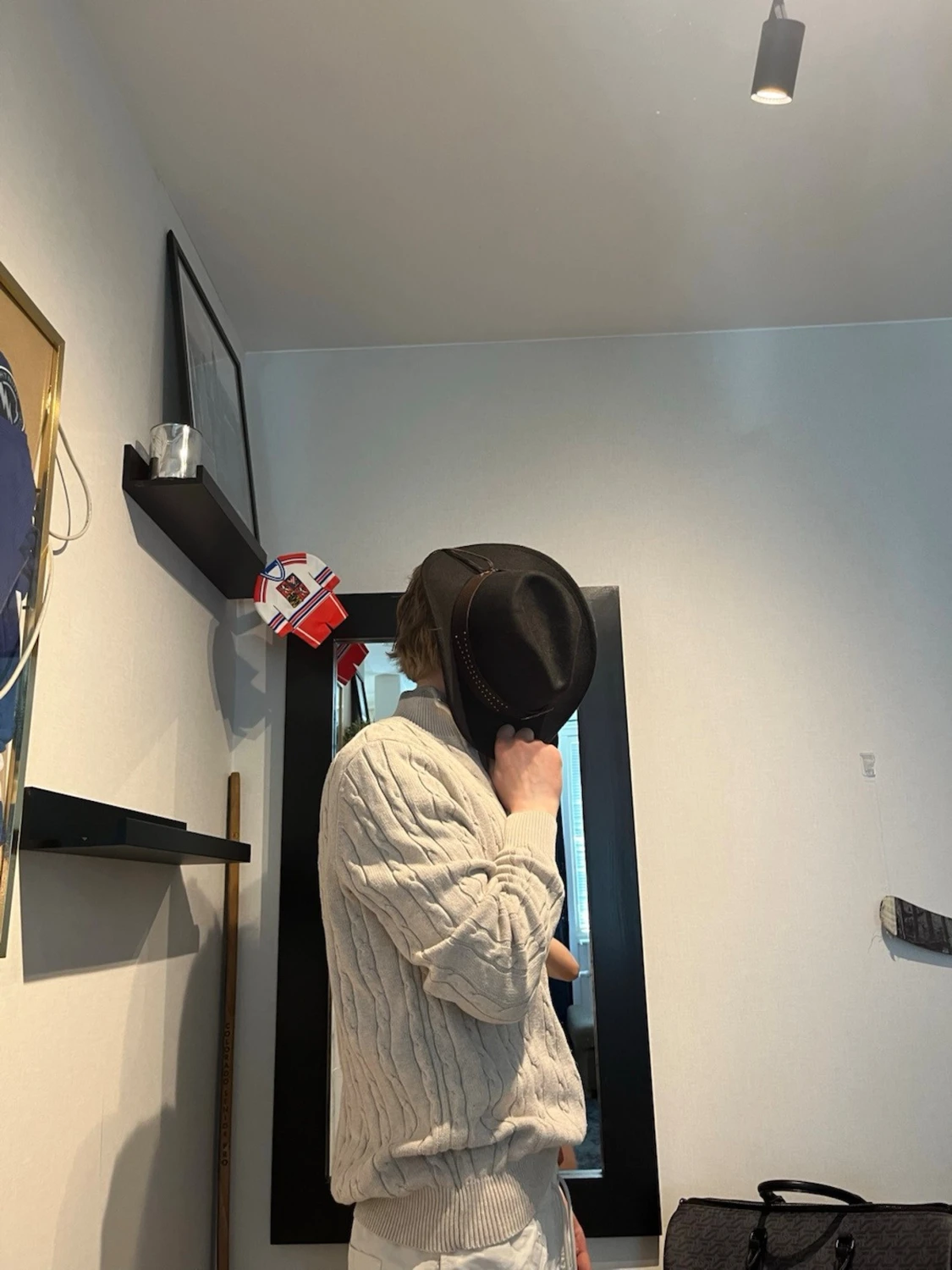 Beige kabelstickad tröja med halvzip - 2