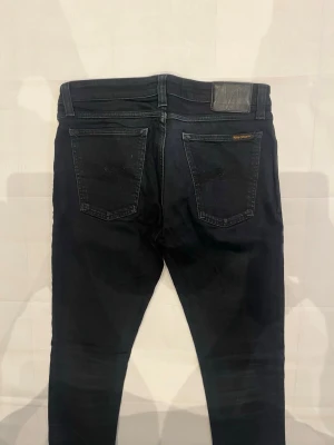 Nudie jeans - Skick: 9/10 | modell: Skinny Lin | storlek 31/34, men sitter som 30/34 i slim fit 