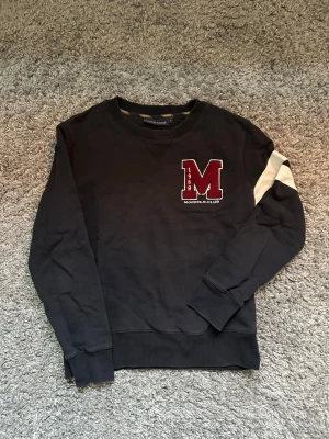 Svart Morris sweatshirt - Mycket bra skick i storlek S!