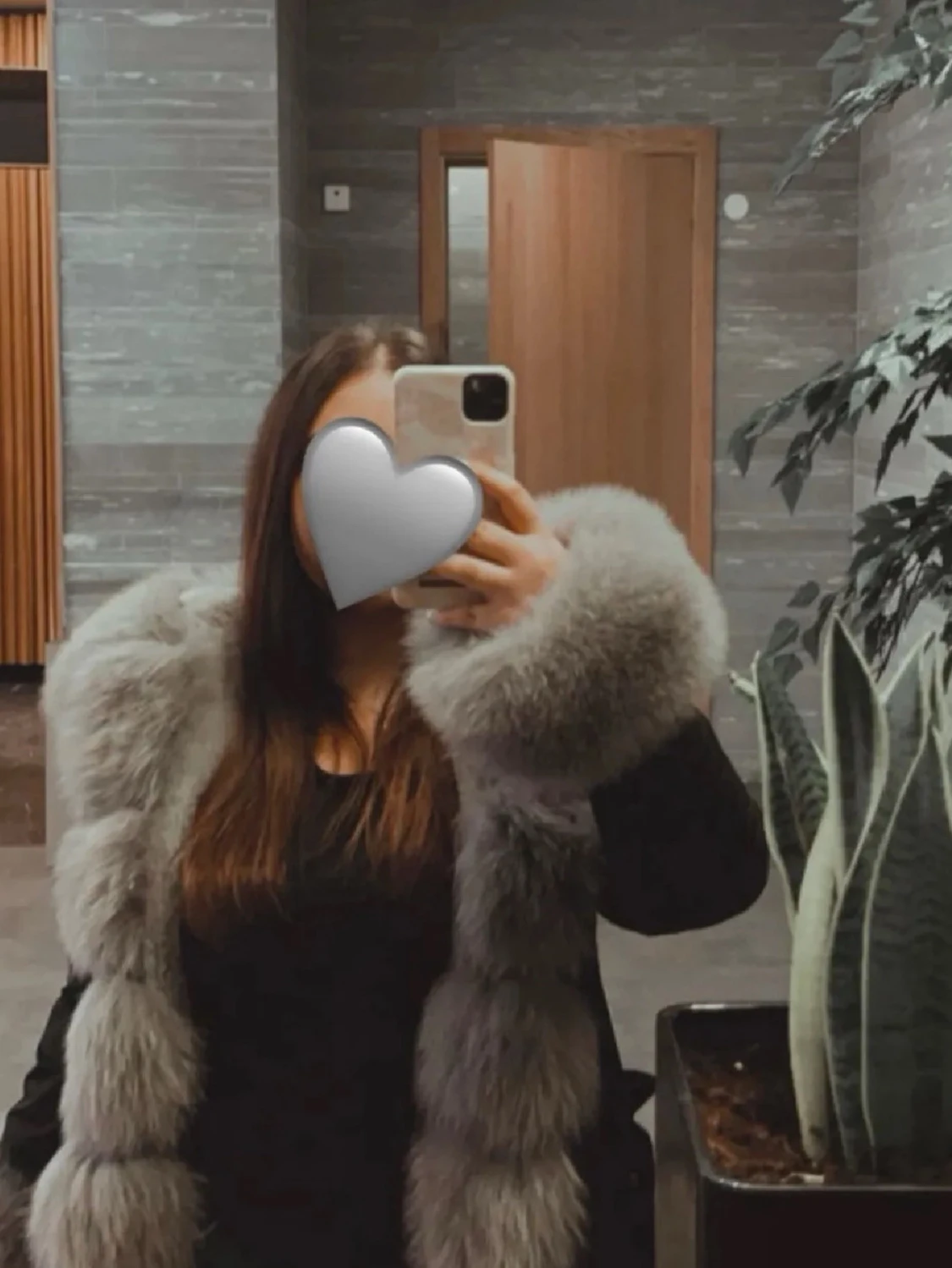 Grå pälsjacka äkta päls