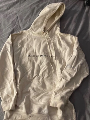Makeup Mekka hoodie  - Helt ny 