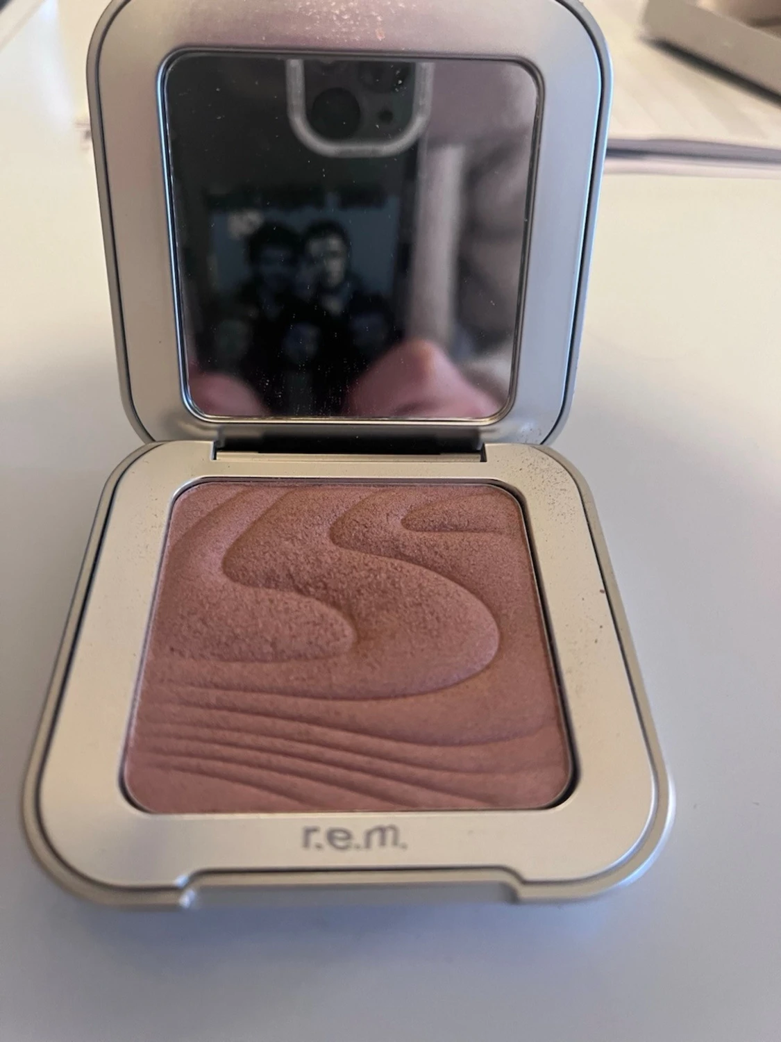 r.e.m. beauty Interstellar Highlighter - 6