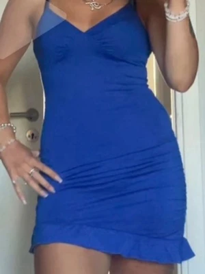 Klänning - En jättefin blå klänning🩷