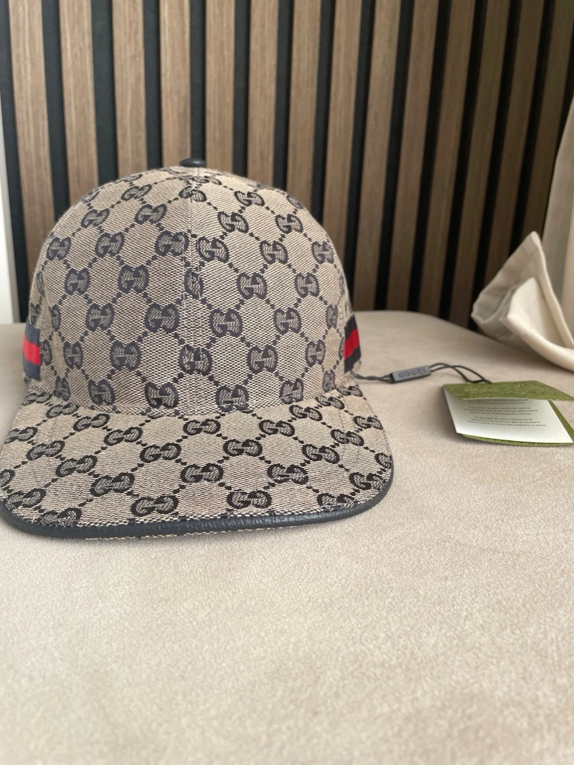 Gucci beige keps med GG-mönster