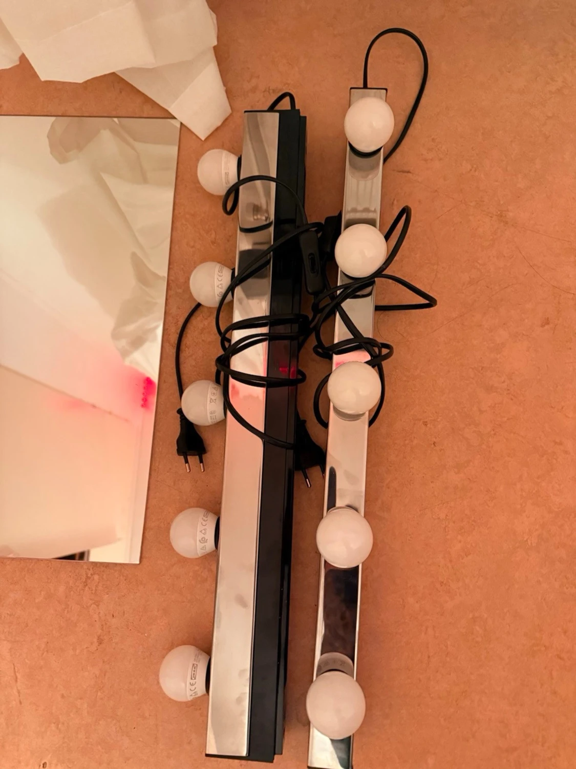 Sminkspegel med belysning - 2