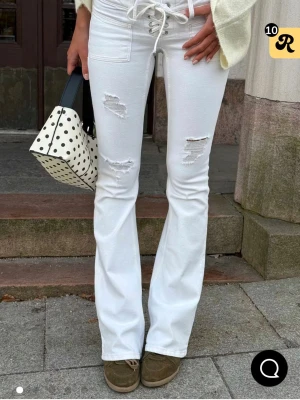 Byte S till xs - Jag har dessa jeans i S som tyvärr är förstora, jag är öppen båda för att byta till ett par i xs eller köpa ett par❤️