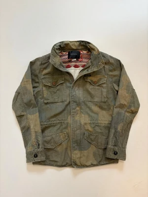 field jacket - Vintage olivgrön Maison Scotch field jacket //  Storlek XS //  Mycket bra skick //  Skriv vid minsta fråga eller fundering🤝