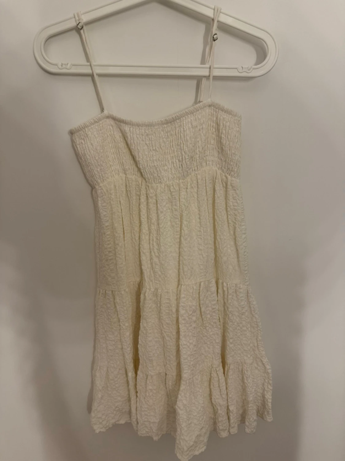 Vit volangklänning  - 1