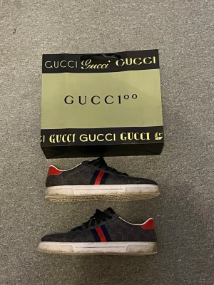 Gucci Ace  - Säljer mina Gucci Ace då dem inte används längre. Hittar tyvärr inte boxen