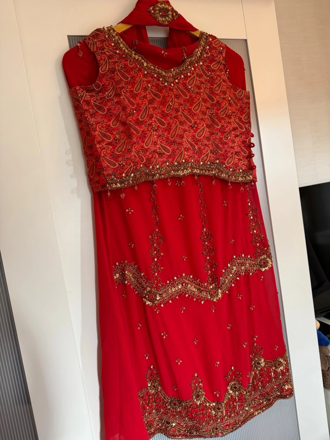 Två maskeradklänningar orientalisk stil - 1