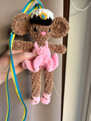 Studenthänge ballerinamus - Virkad av mig, studenthänge ballerinamus 🩰 🐭 
