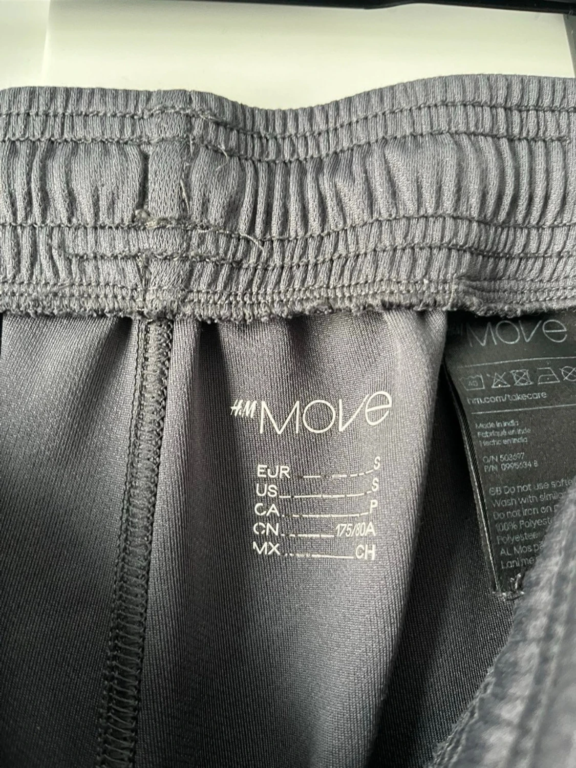 Grå träningsshorts från H&M Move - 1