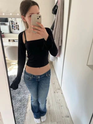 Super fin till sommaren! - Bekväm och passar fint till jeans, kjol och shorts:)