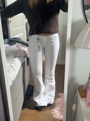 Vita jeans från Gina Young  - Helt nya med lappar kvar!💞