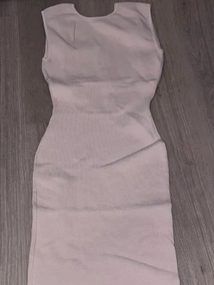 Klänning - Klänning från zara storlek Xs 