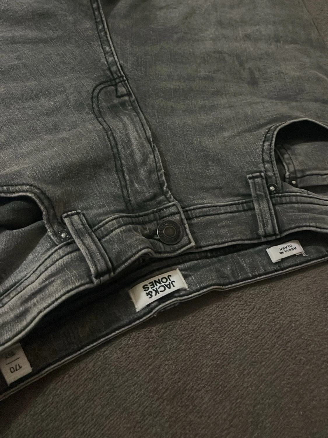 Grå slim fit jeans från Jack & Jones - 1