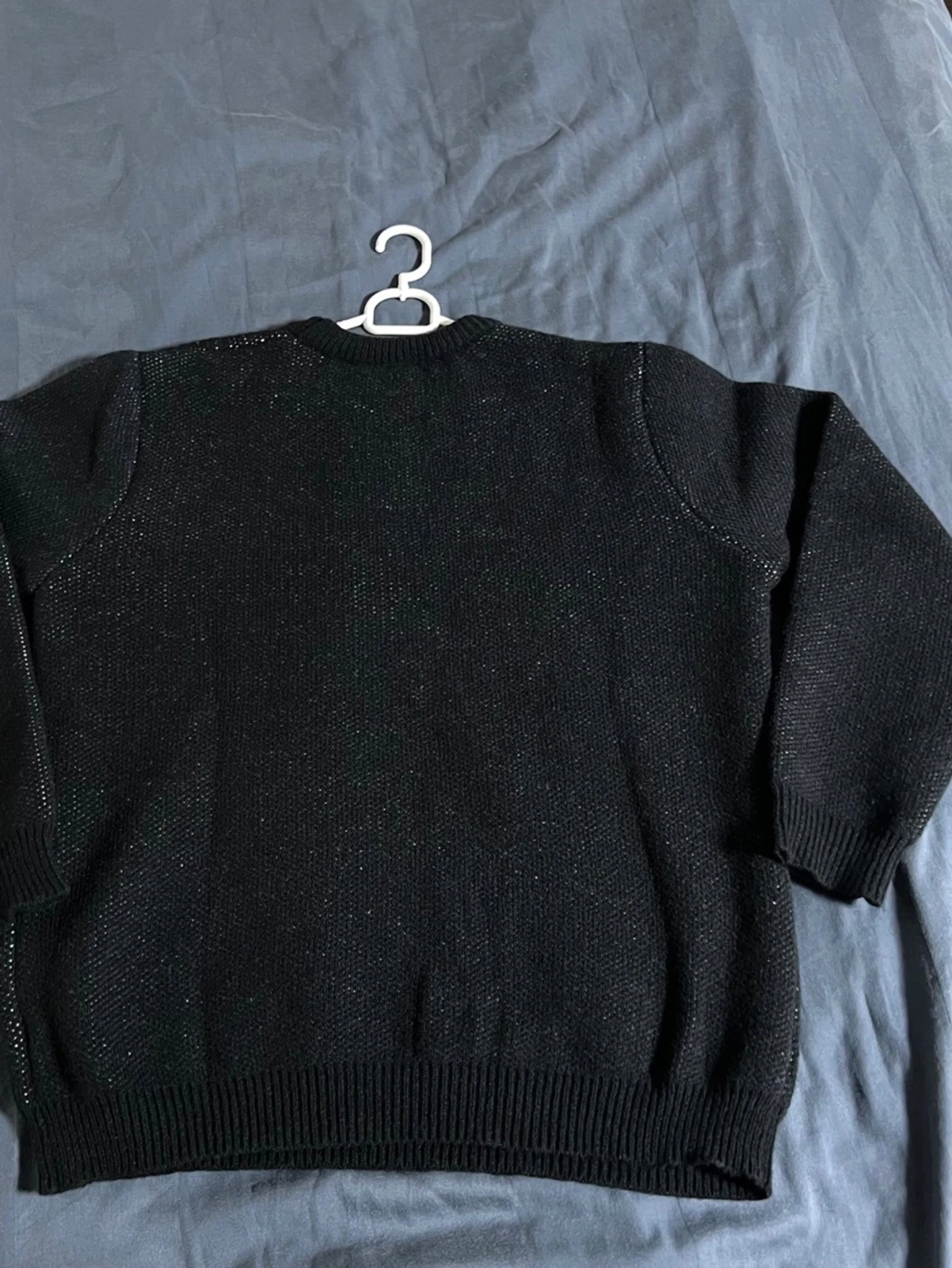 Svart stickad tröja med Cupid-motiv - 2