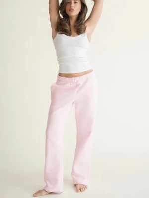 Mjukisbyxor - Gina Tricot - Jätte snygga och mysiga mjukisbyxor ifrån Gina. 