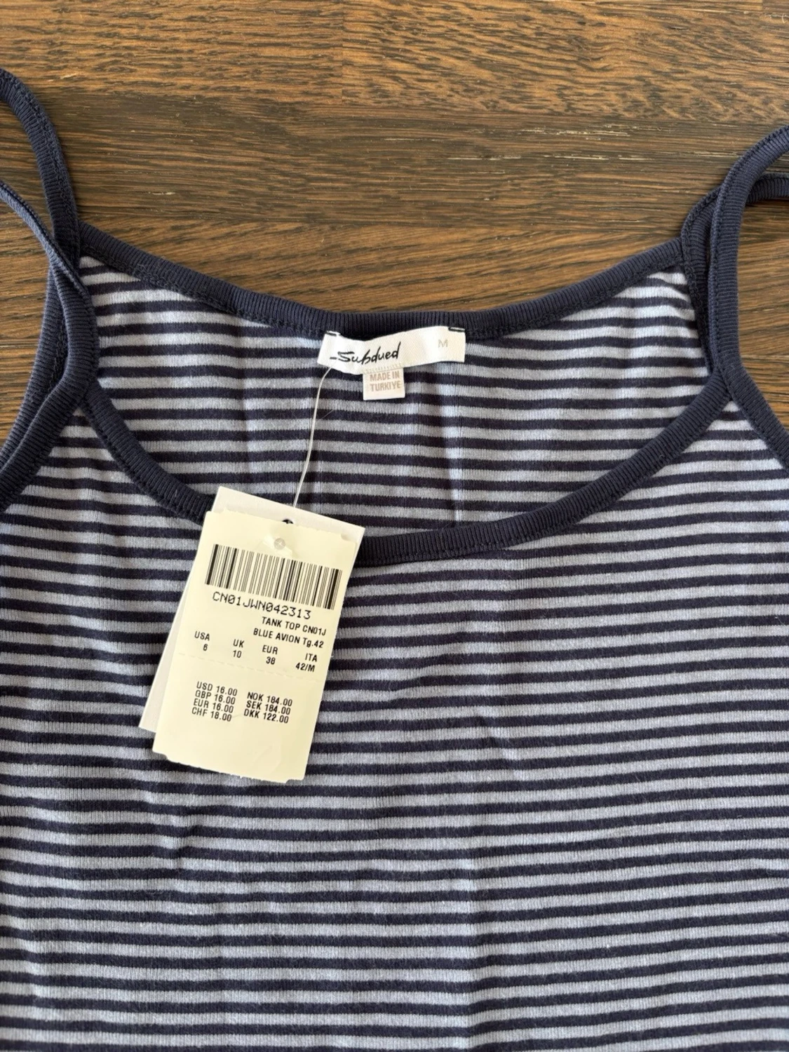 Subdued NY Randig blå och vit linnetopp - 1