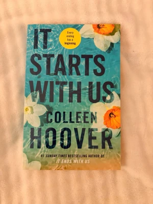 It starts with us - Knappt några tecken på användning, har bara suttit på hyllan!