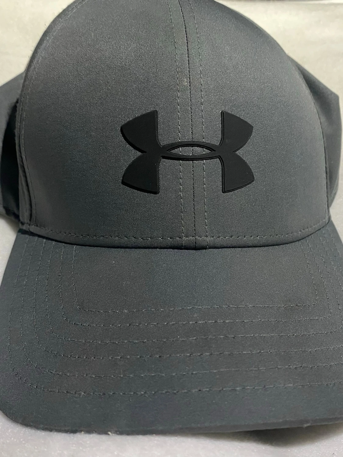 Grå keps från Under Armour - 2