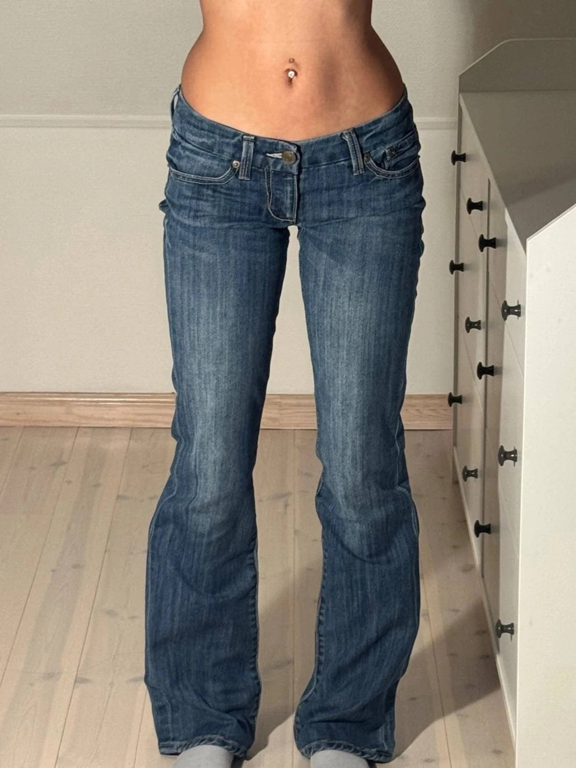 Low bootcut jeans