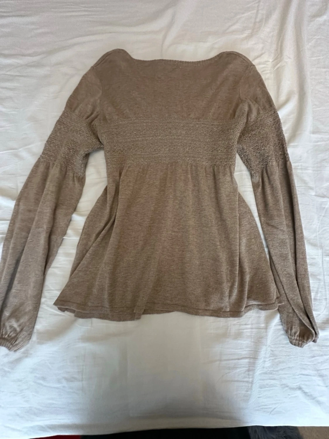 Beige långärmad blus med knappar - 2