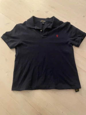 Ralph Lauren piké  - Mycket bra skick. Storlek xs