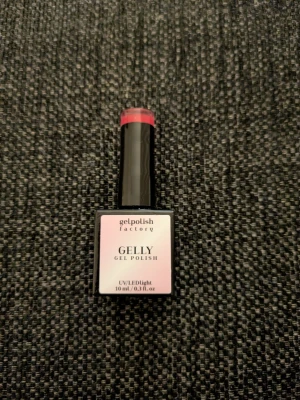 Gel polish factory Lipgloss - Rosa-transparent gellack. Ny och oanvänd. 