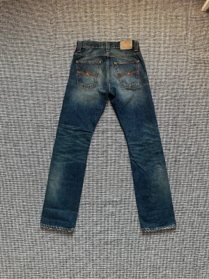 Nudie Jeans average Joe  - W29 L32. Ba fråga om det är något 