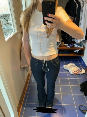 Bench jeans - Superfina jeans! W26, L30. Kontakta mig ifall du har funderingar! 💕💕❣️❣️❤️