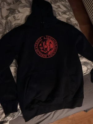 Ghost Mountain October country hoodie - Den var för liten för mig kan sälja eller byta mot en i storlek L hmu📲📲📲