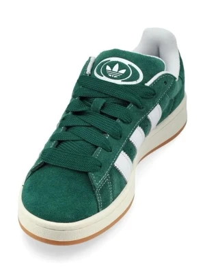 Adidas Campus gröna sneakers - Har växt ur mina fina adidas campus sneakers! Så himla fina! Använda ungefär 1-2 månader 💕🥹