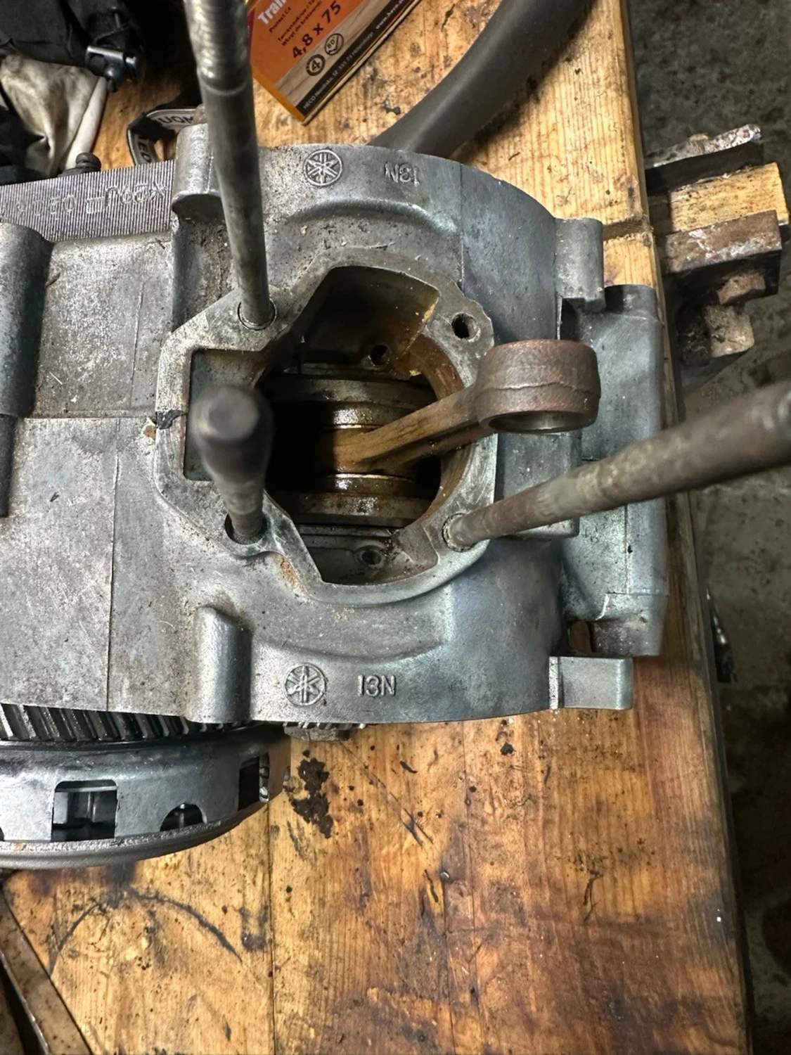 Motordel till Yamaha moppe - 2
