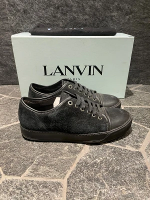 Lanvin skor  - Hej, säljer nu dessa svin snygga lanvin skor! Begränsat antal boxar och dustbag. Hör av dig vid frågor. 
