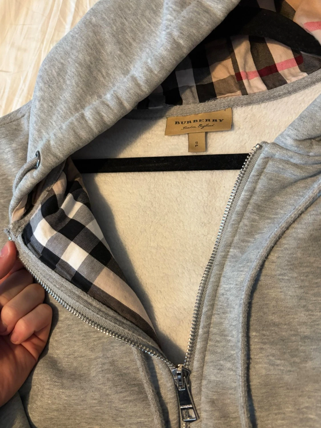 Grå zip hoodie från Burberry - 3