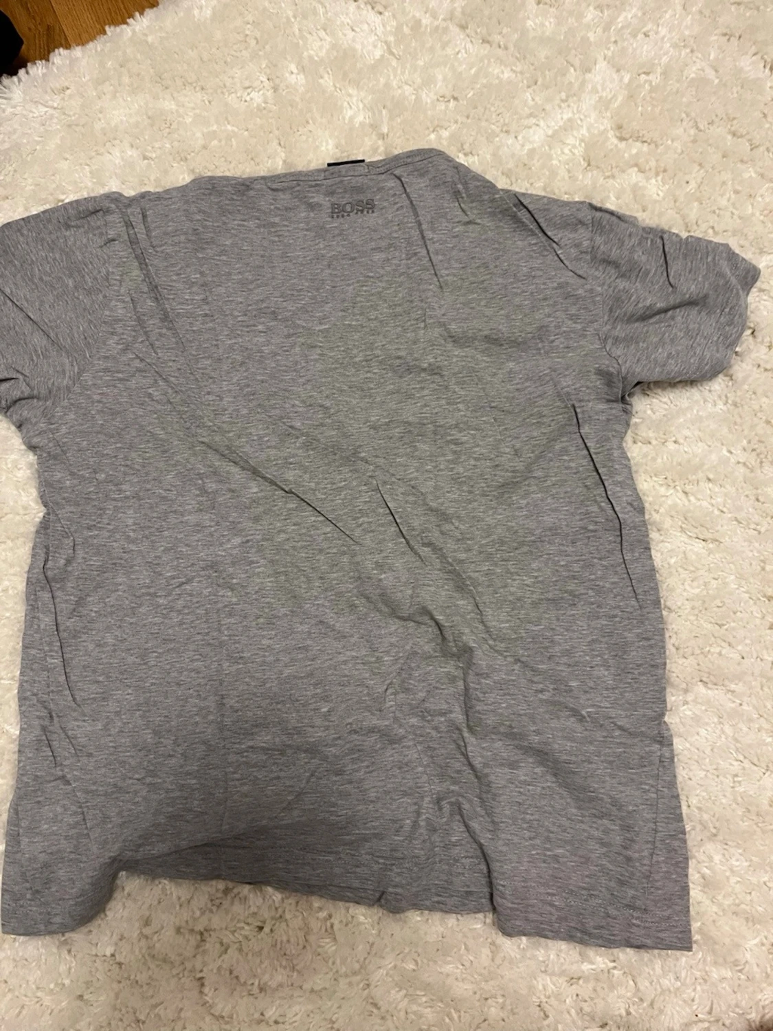 Grå Hugo Boss t-shirt med logga - 3