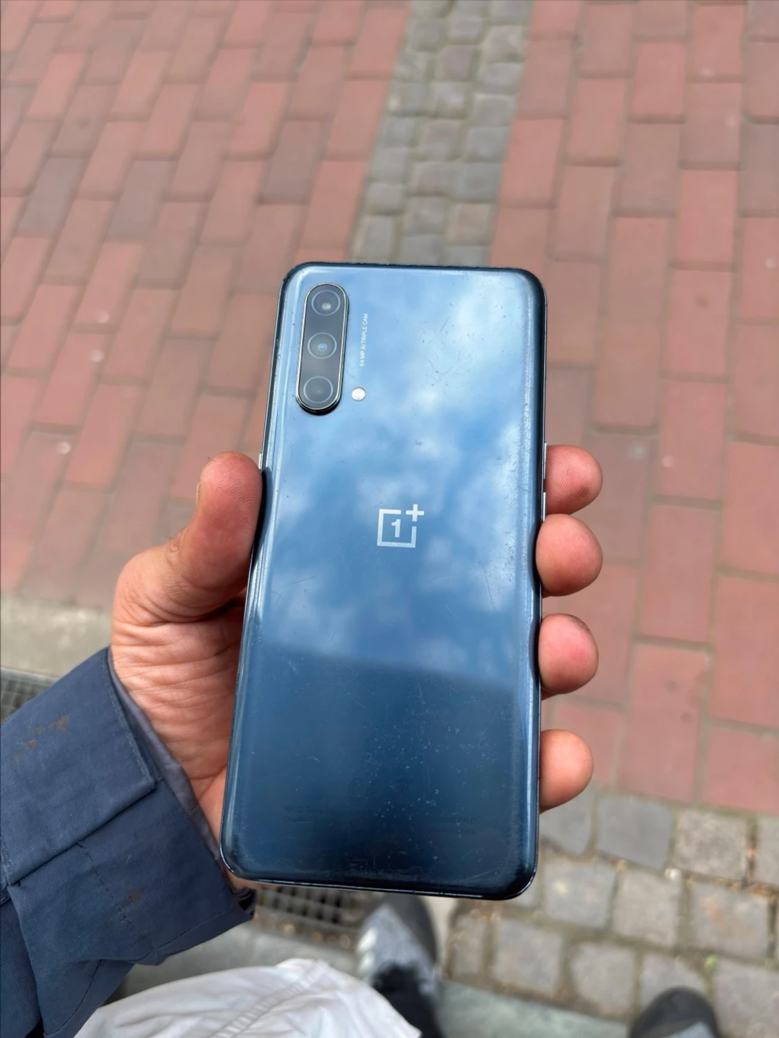 OnePlus Android smartphone blå - 1