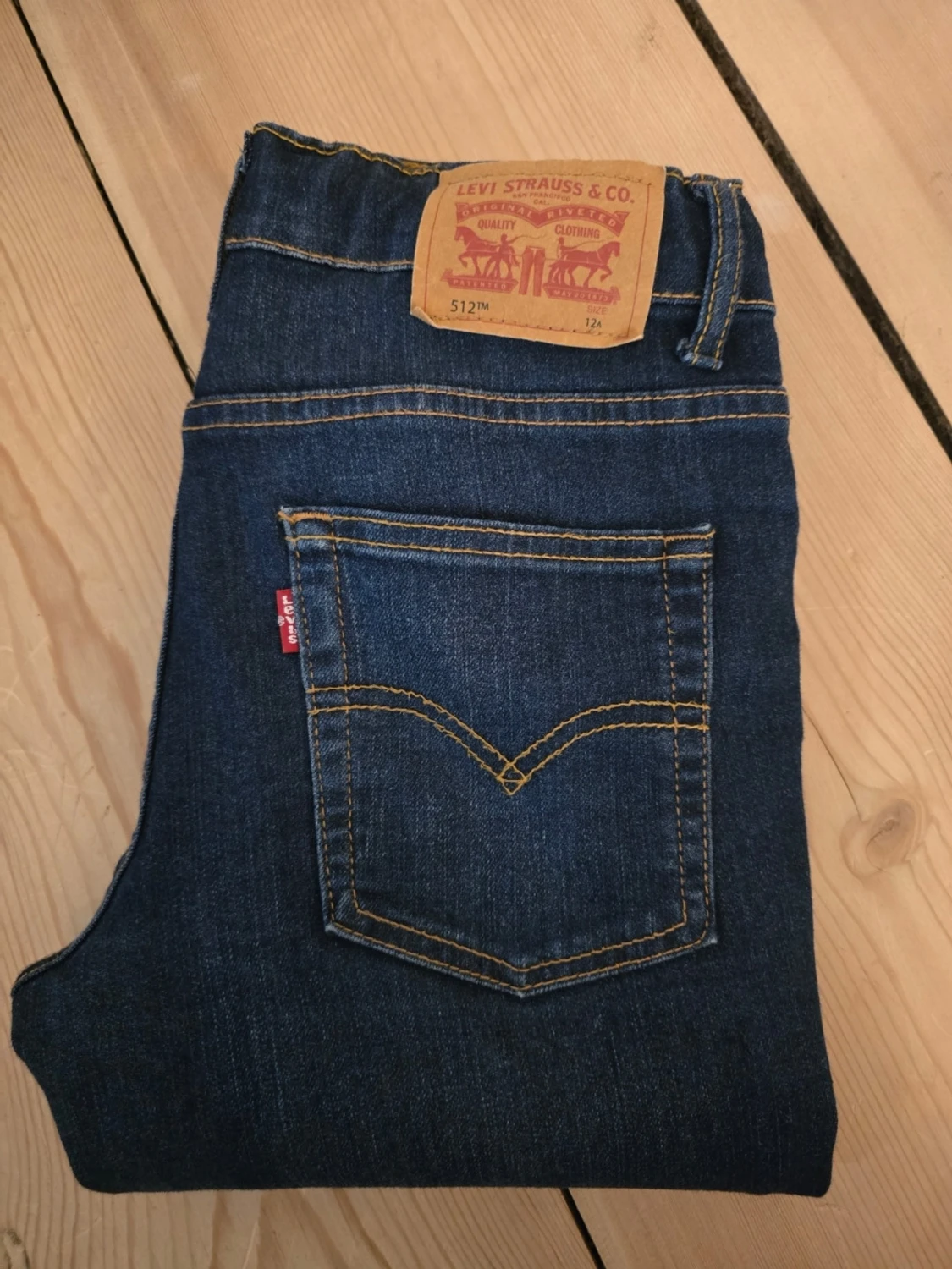 Mörkblå Levi's slim jeans - 4