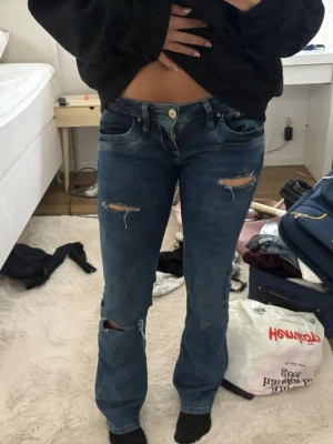 Ltb jeans - Jätte snygga ltb jeans i modell valerie. Använda fåtal gånger 