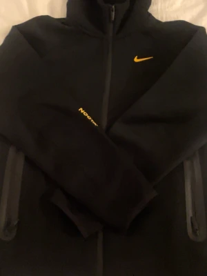 Svart Nocta Nike tech tracksuit - Nocta nike tech tracksuit some för små för mig och oanvänt