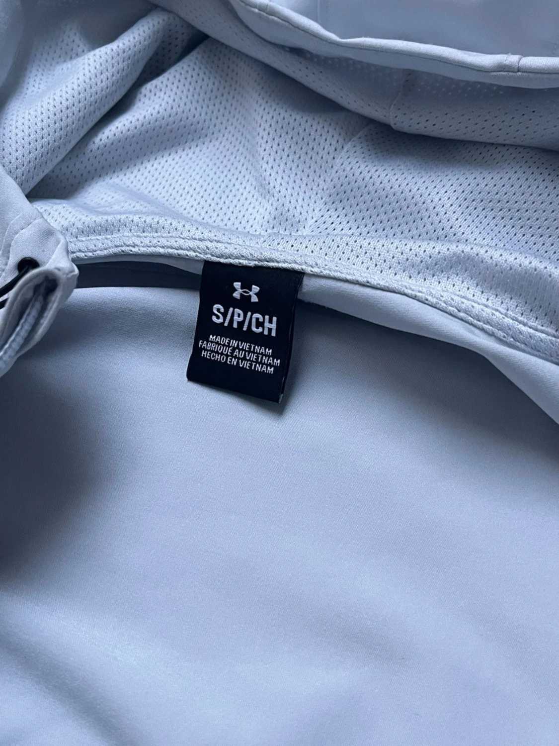  vindjacka från Under Armour - 2