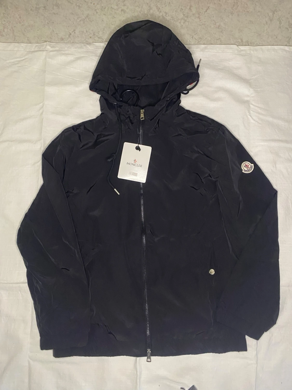 Svart vindjacka från Moncler