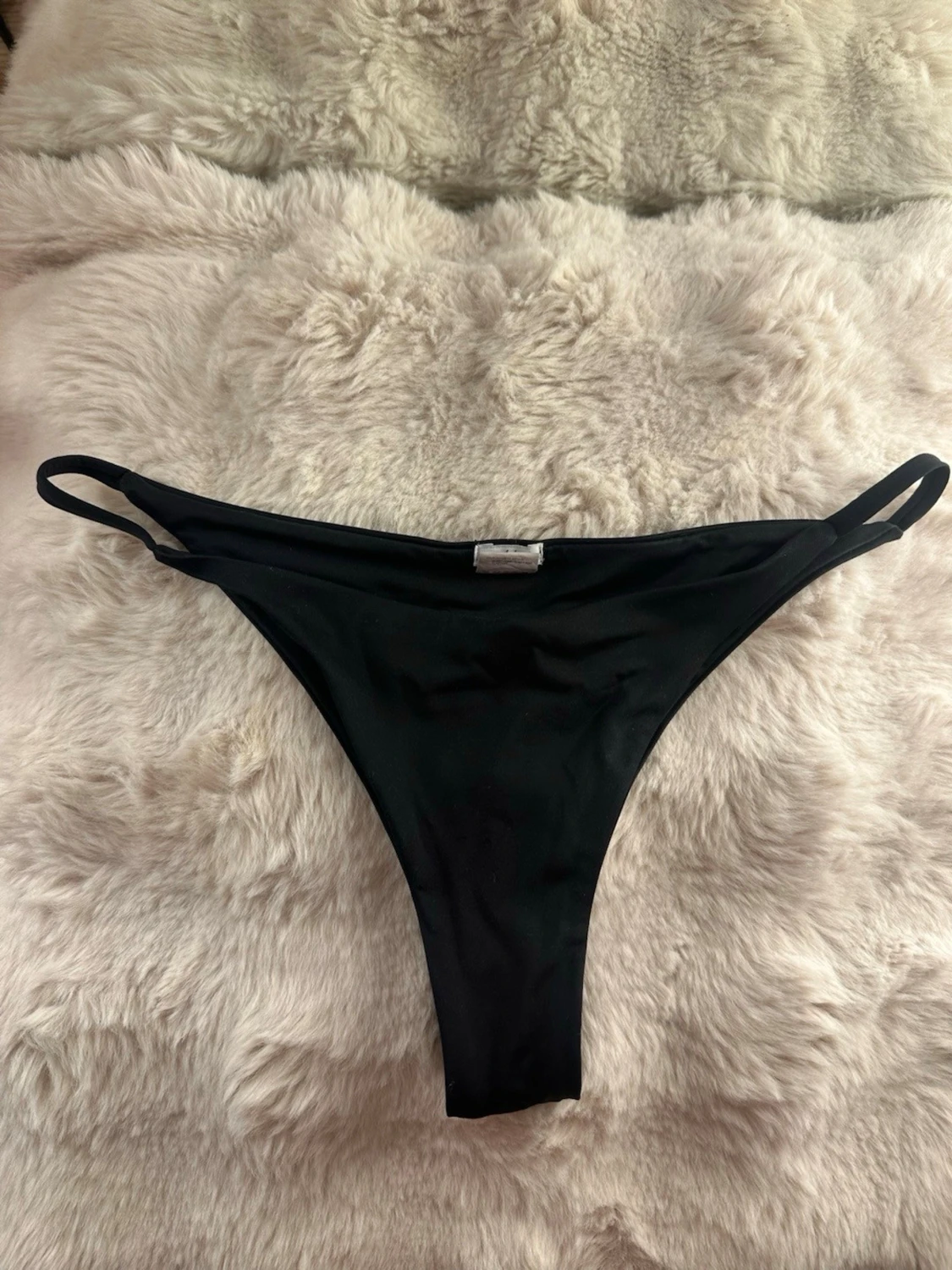 Subdued bikini - 3