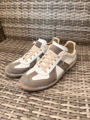 Margiela gats - Jätte gammal par av gats från Maison Margiela, för mer info och bilder dma. Kom gärna med bud.